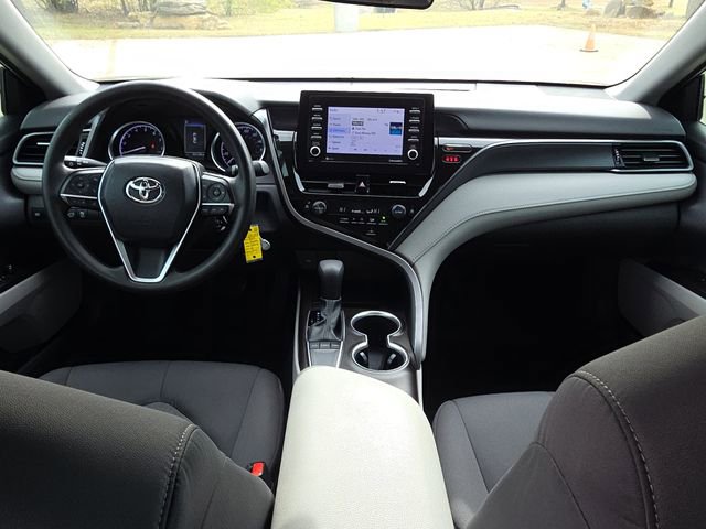 Used 2023 Toyota Camry LE image 11
