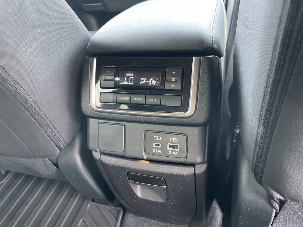 Used 2025 Subaru Ascent Premium w/ Popular Package #2 image 24