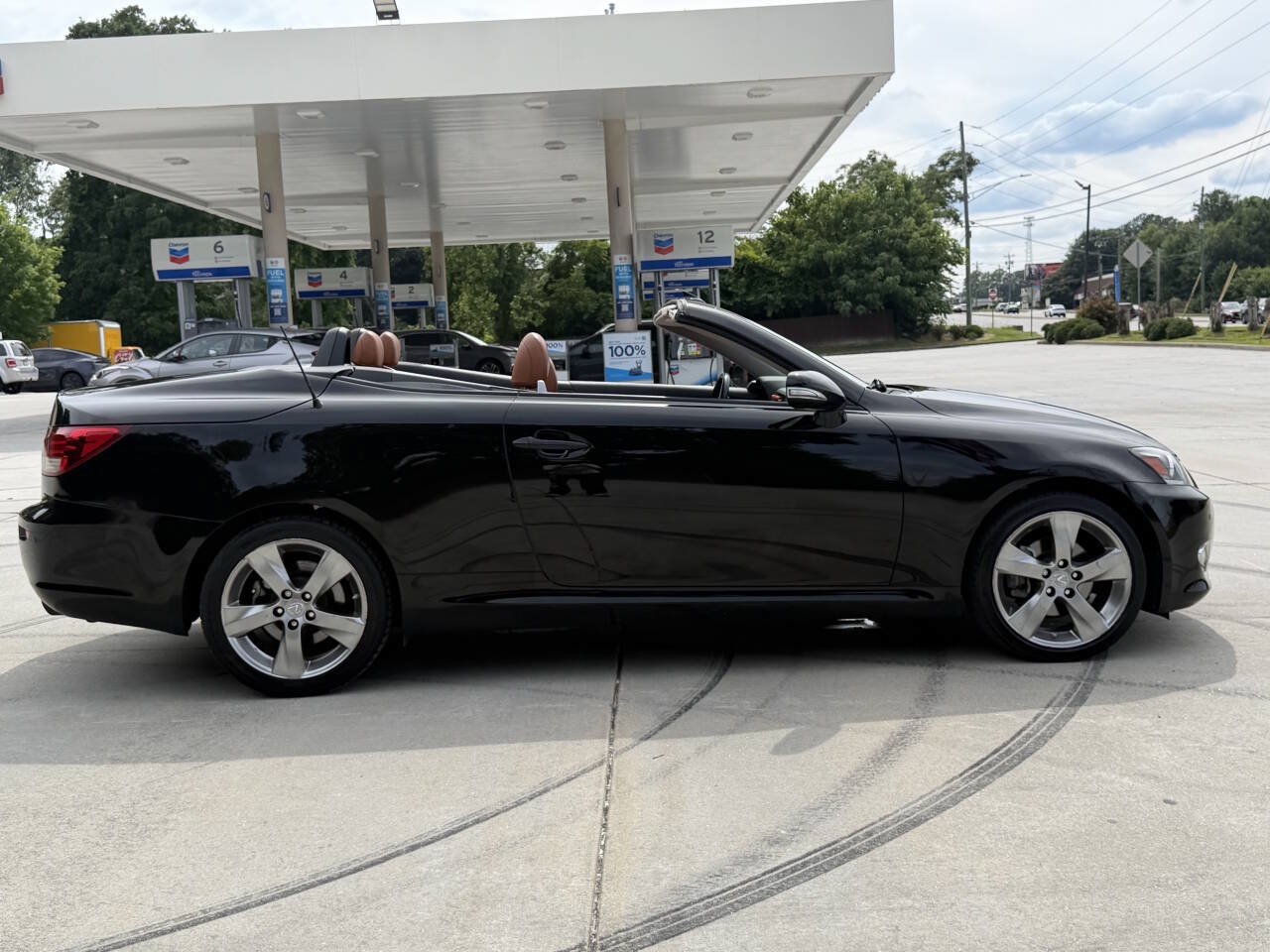 Used 2011 Lexus IS 250C w/ Luxury Pkg RWD image 29
