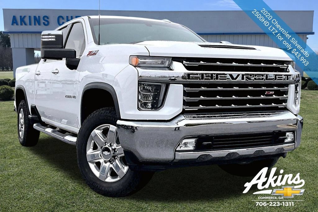 Used 2020 Chevrolet Silverado 2500 LTZ w/ LTZ Convenience Package AWD/4WD image 3