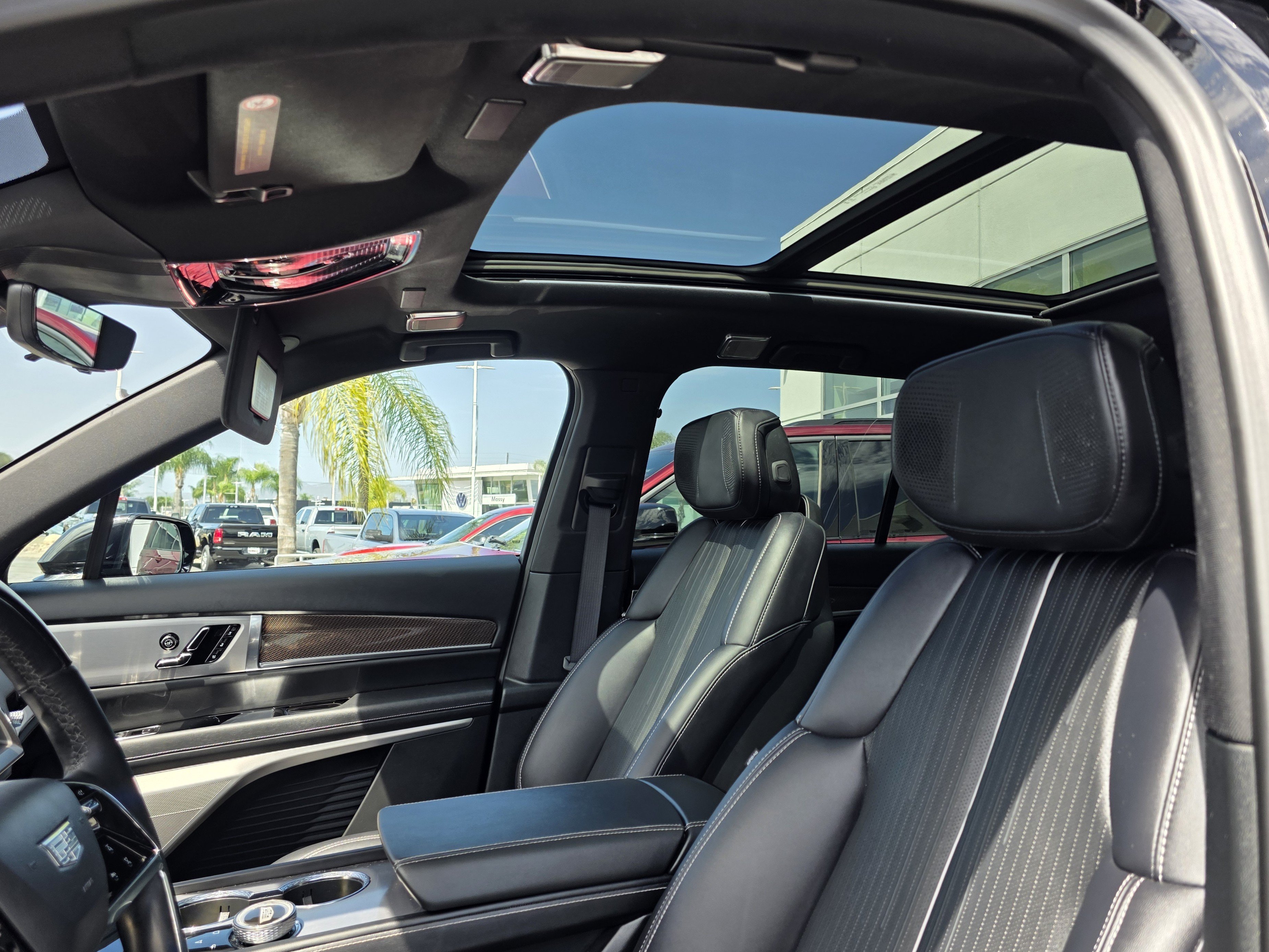 Used 2026 Cadillac Vistiq Luxury w/ LPO, Premium Carpet Package AWD/4WD image 14