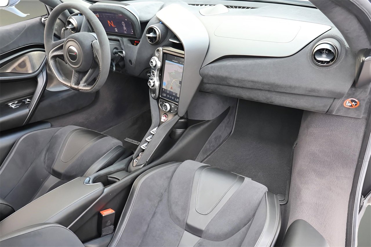 Used 2018 McLaren 720S Performance image 23