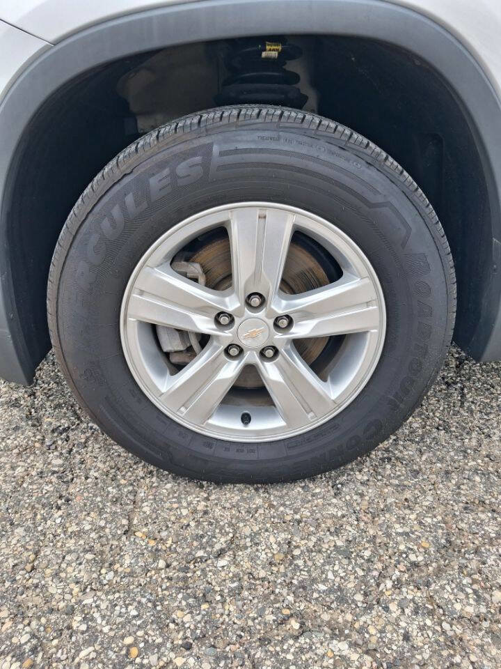 Used 2019 Chevrolet Trax LS image 7