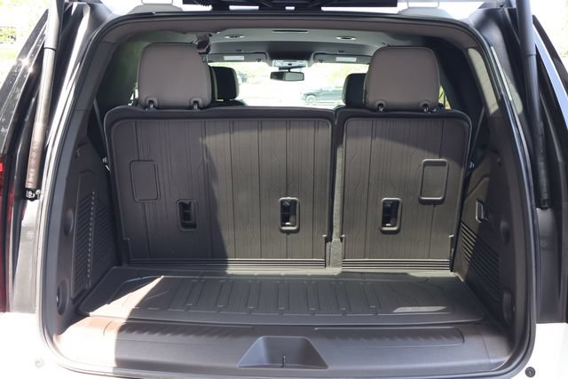 Used 2023 GMC Yukon SLT w/ SLT Luxury Package AWD/4WD image 25