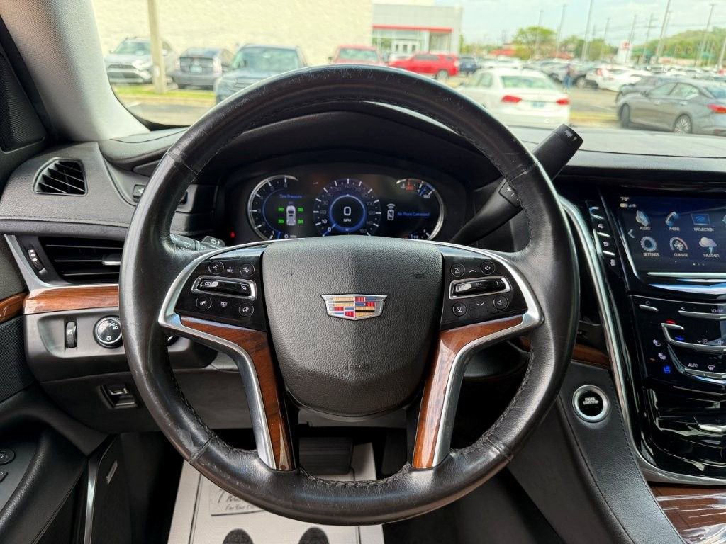 Used 2018 Cadillac Escalade ESV Premium Luxury AWD/4WD image 33