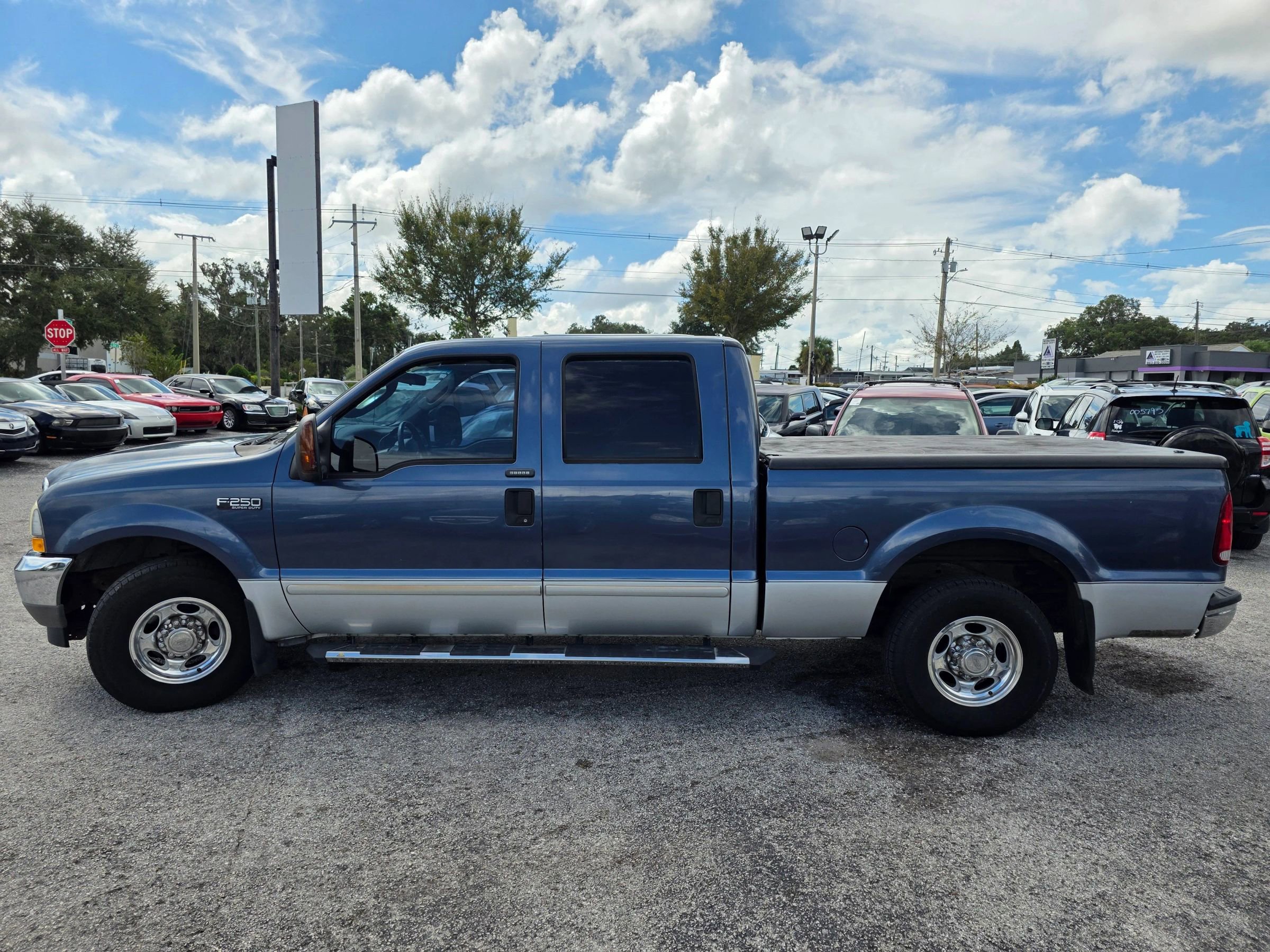 Used 2004 Ford F250 XL image 4