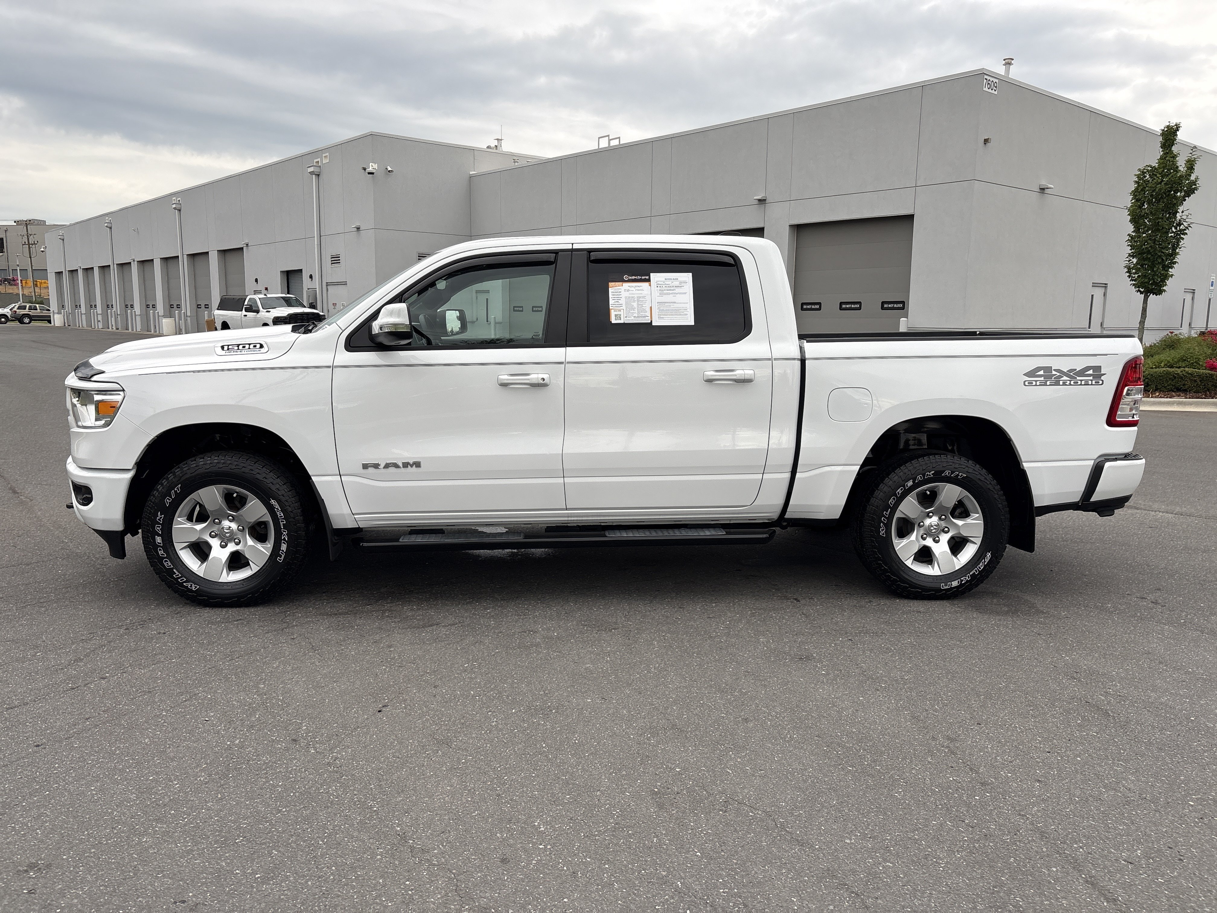 Used 2022 RAM 1500 Big Horn AWD/4WD image 6