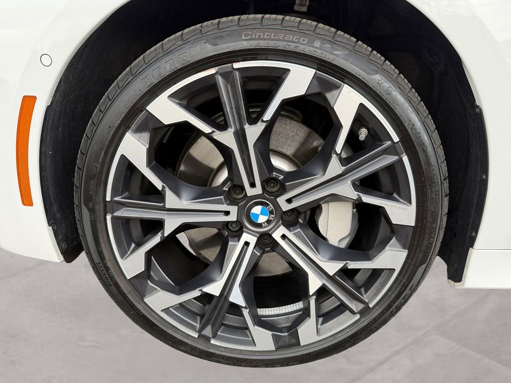 Certified 2025 BMW 330i xDrive Sedan w/ Premium Package image 14