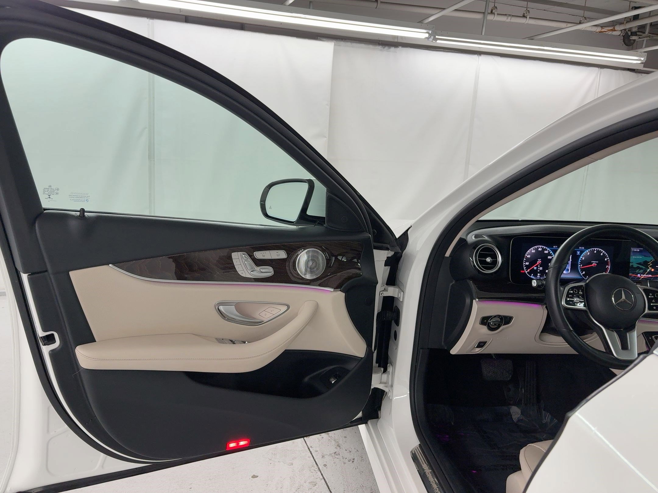 Used 2020 Mercedes-Benz E 350 Sedan image 5