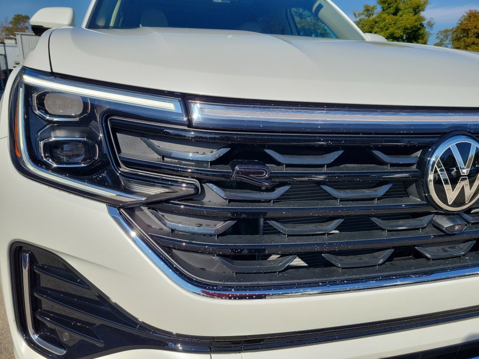 New 2026 Volkswagen Atlas SEL Premium R-Line image 24