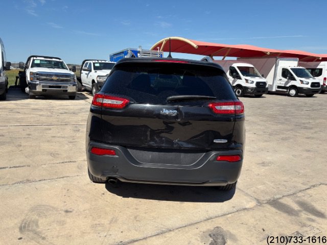 Used 2014 Jeep Cherokee Latitude FWD image 6