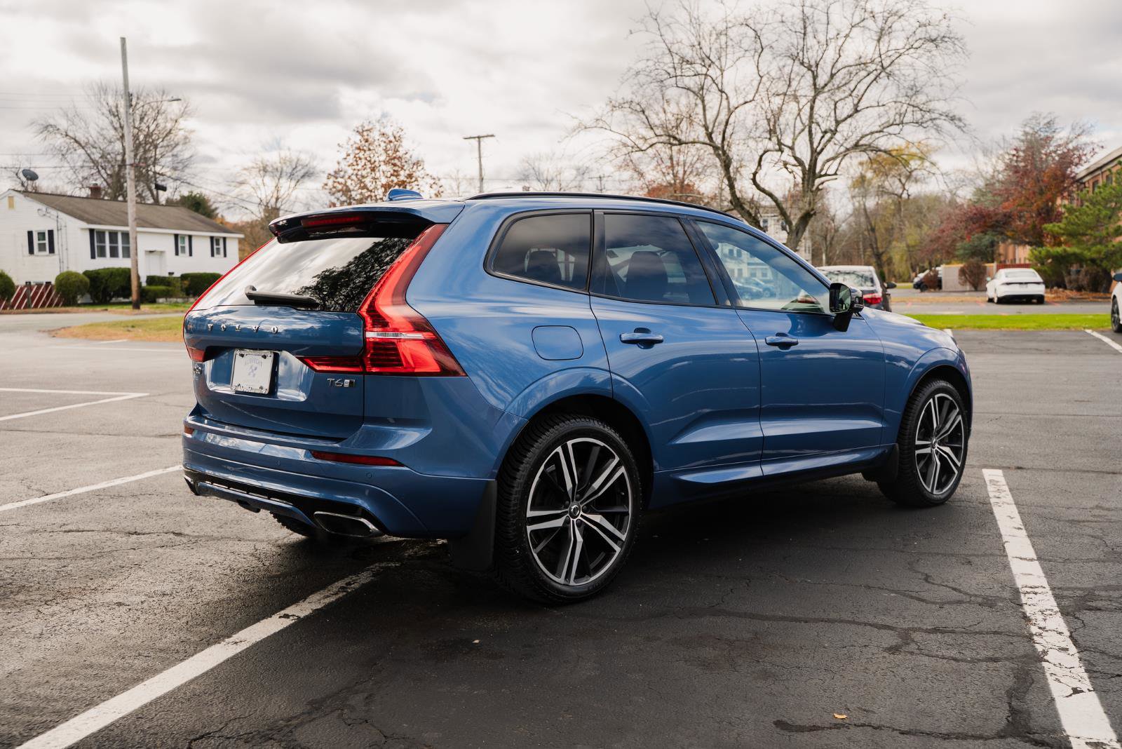 Used 2020 Volvo XC60 T6 R-Design image 8