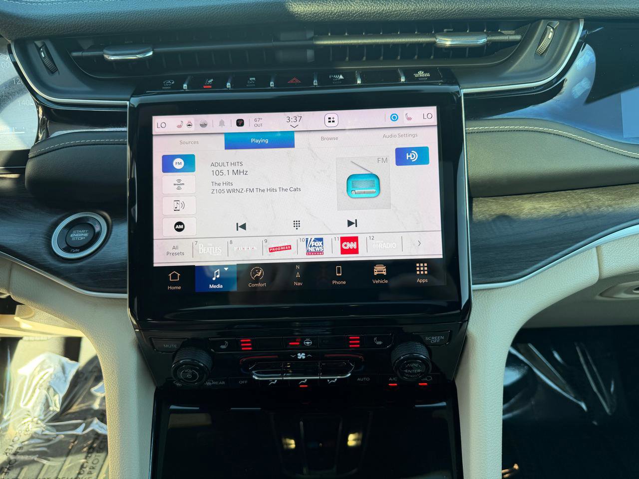 Used 2023 Jeep Grand Cherokee Limited w/ Trailer Tow Prep Group (B) image 26