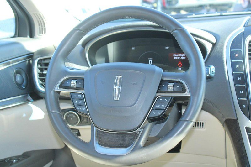 Used 2019 Lincoln Nautilus Reserve w/ Driver Assistance Package image 15