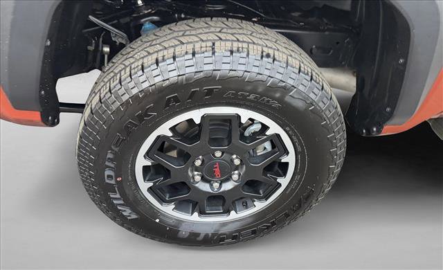 Certified 2025 Toyota Tacoma TRD Off-Road w/ TRD Off Road Premium Package image 9