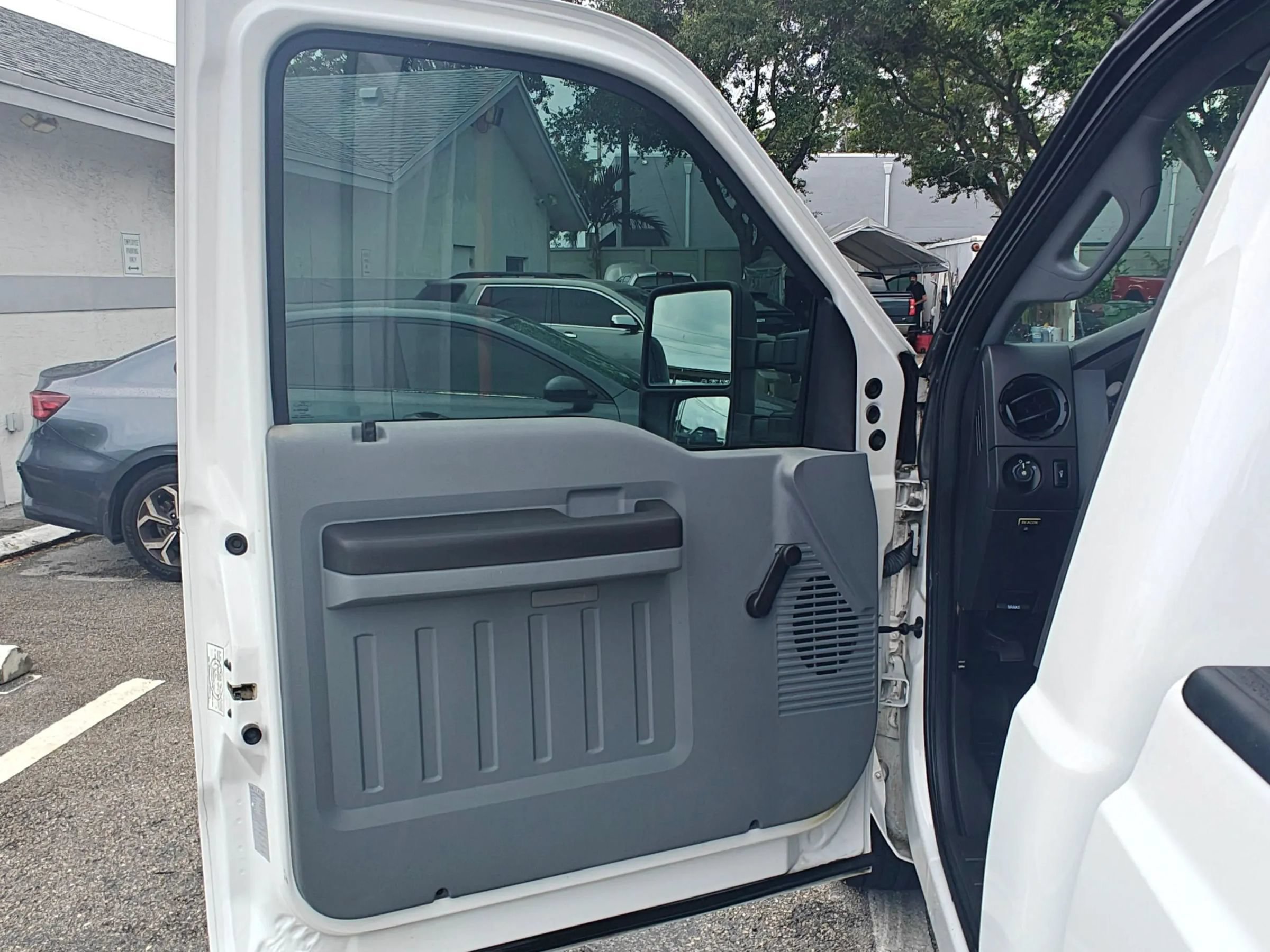 Used 2013 Ford F250 XL RWD image 10