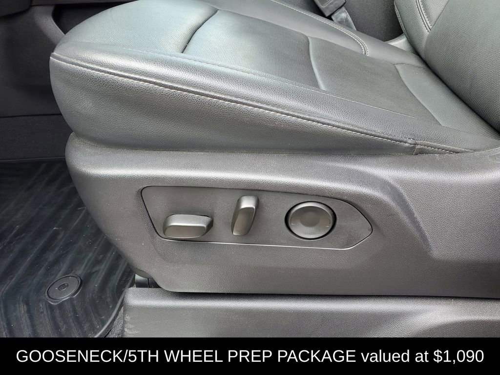 Used 2025 Chevrolet Silverado 2500 LTZ w/ LTZ Convenience Package image 7