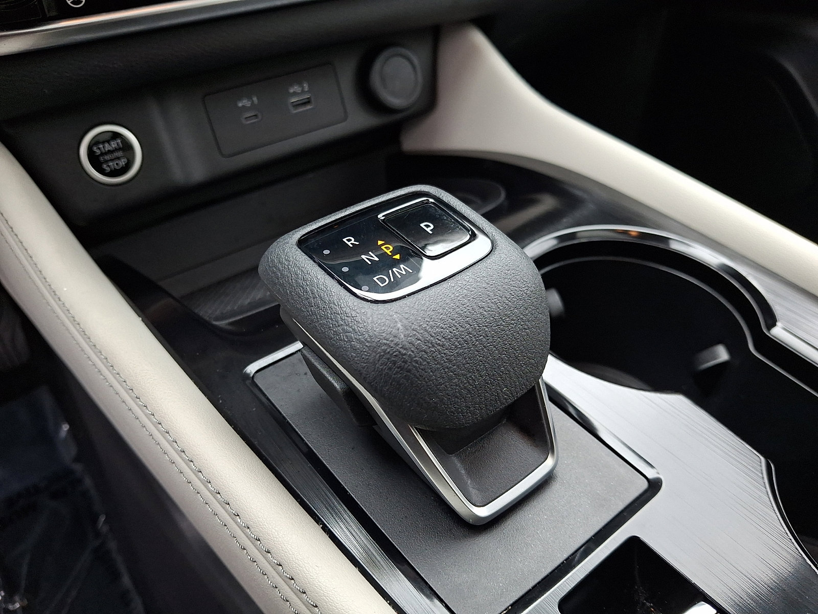 Certified 2023 Nissan Rogue SL w/ SL Premium Package image 15