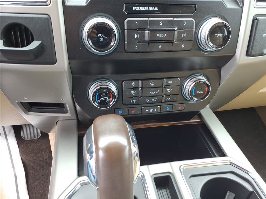 Used 2019 Ford F150 Lariat w/ Equipment Group 502A Luxury image 14