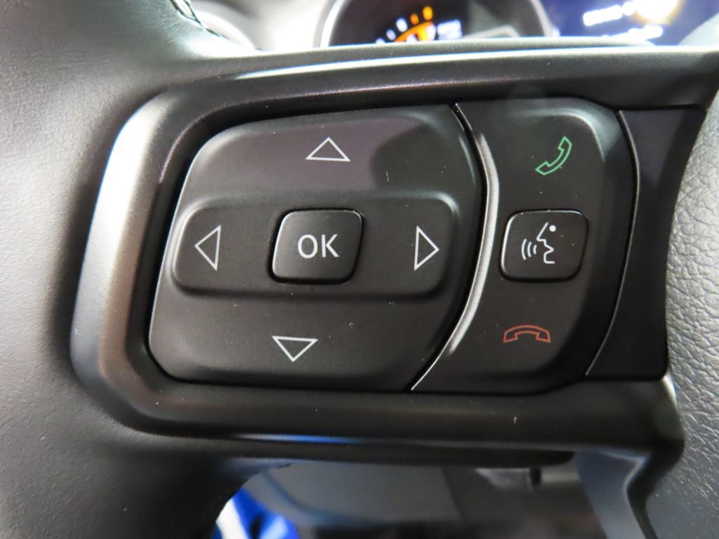 Used 2022 Jeep Gladiator Sport AWD/4WD image 40