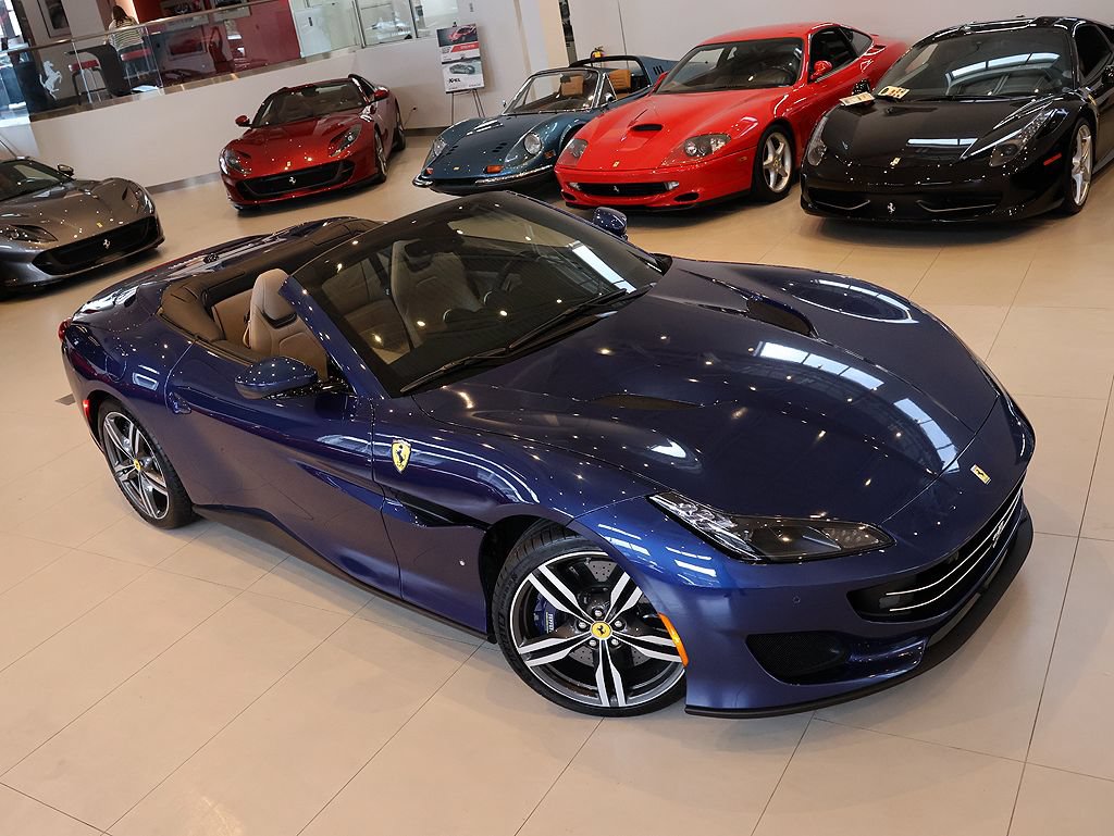 Certified 2019 Ferrari Portofino RWD image 13