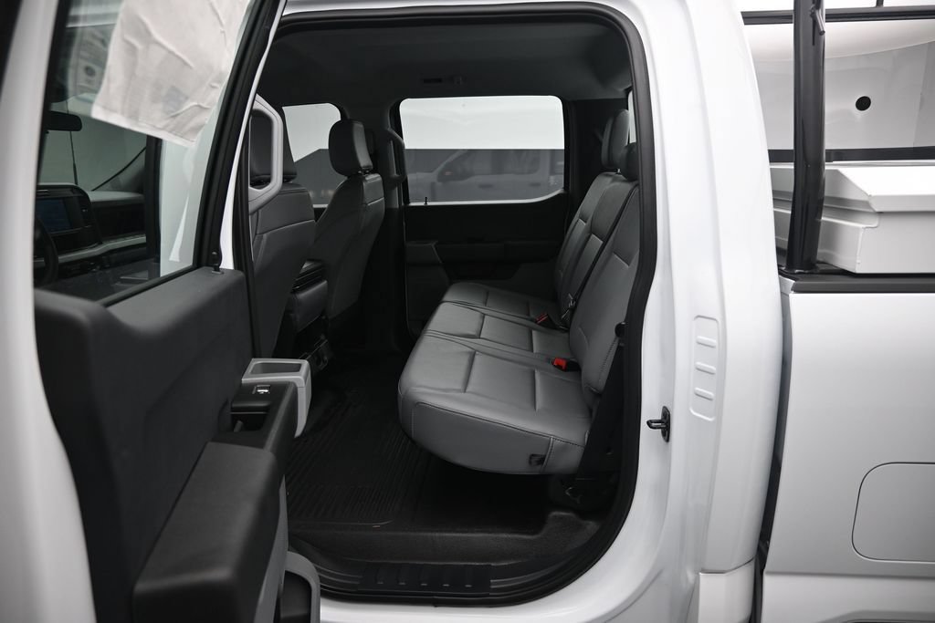 New 2026 Ford F350 XL w/ XL Chrome Package RWD image 17