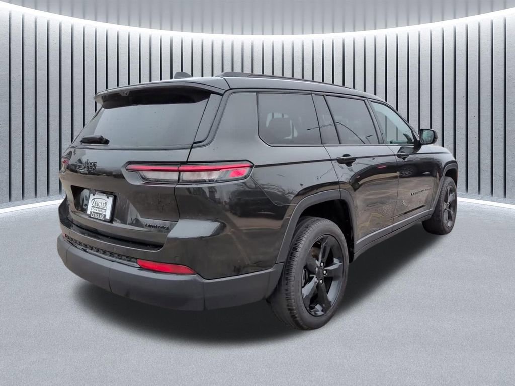 Used 2025 Jeep Grand Cherokee L Limited w/ Luxury Tech Group II image 7