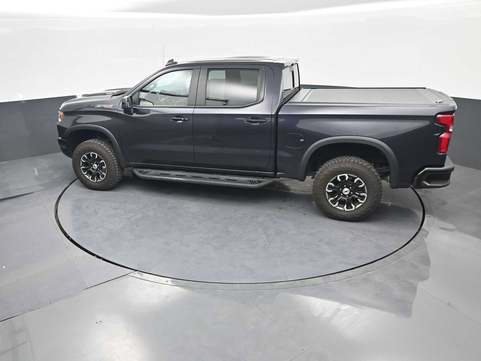 Used 2022 Chevrolet Silverado 1500 ZR2 w/ Technology Package AWD/4WD image 37