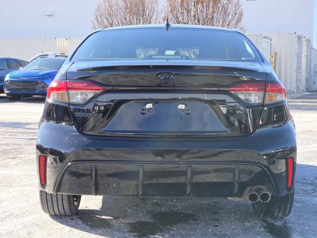 Used 2024 Toyota Corolla SE Nightshade w/ SE Convenience Package image 18