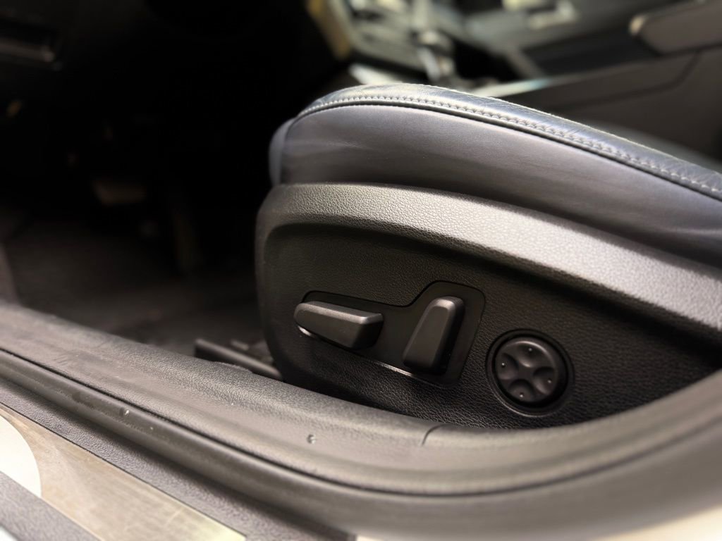 Used 2017 Hyundai Sonata Limited w/ Ultimate Package 02 image 59