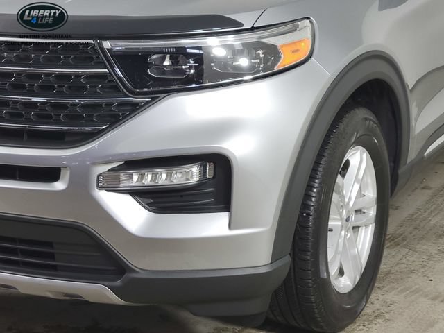 Used 2023 Ford Explorer XLT w/ Equipment Group 202A AWD/4WD image 9