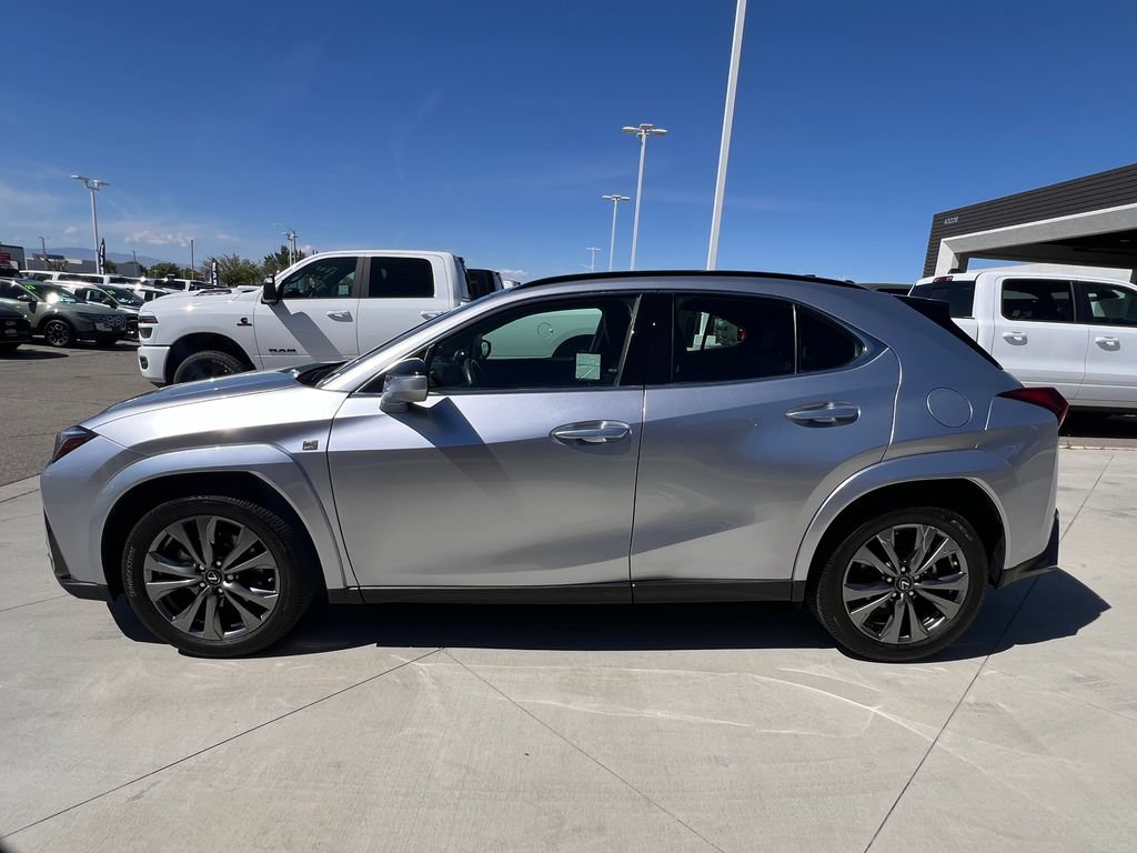 Used 2024 Lexus UX 250h F Sport FWD image 3