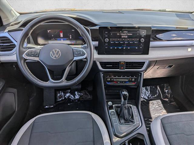 Used 2026 Volkswagen Taos SE FWD image 22