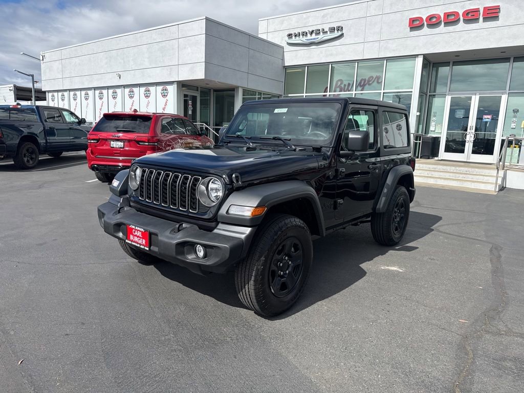 Used 2025 Jeep Wrangler Sport image 3