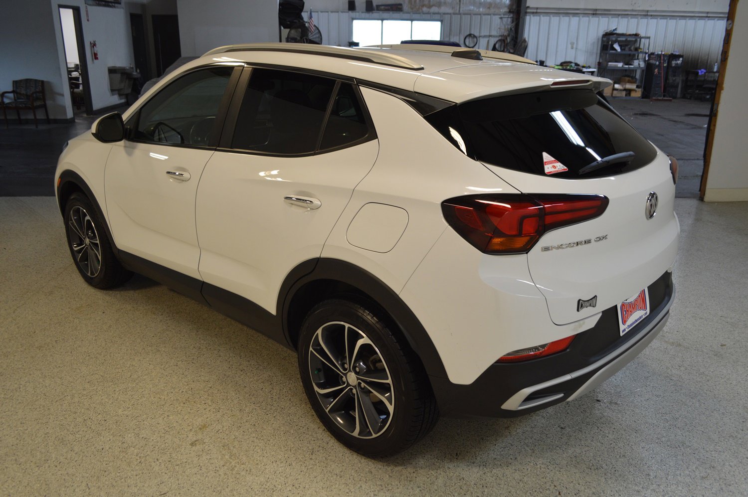 Used 2022 Buick Encore GX Select image 5