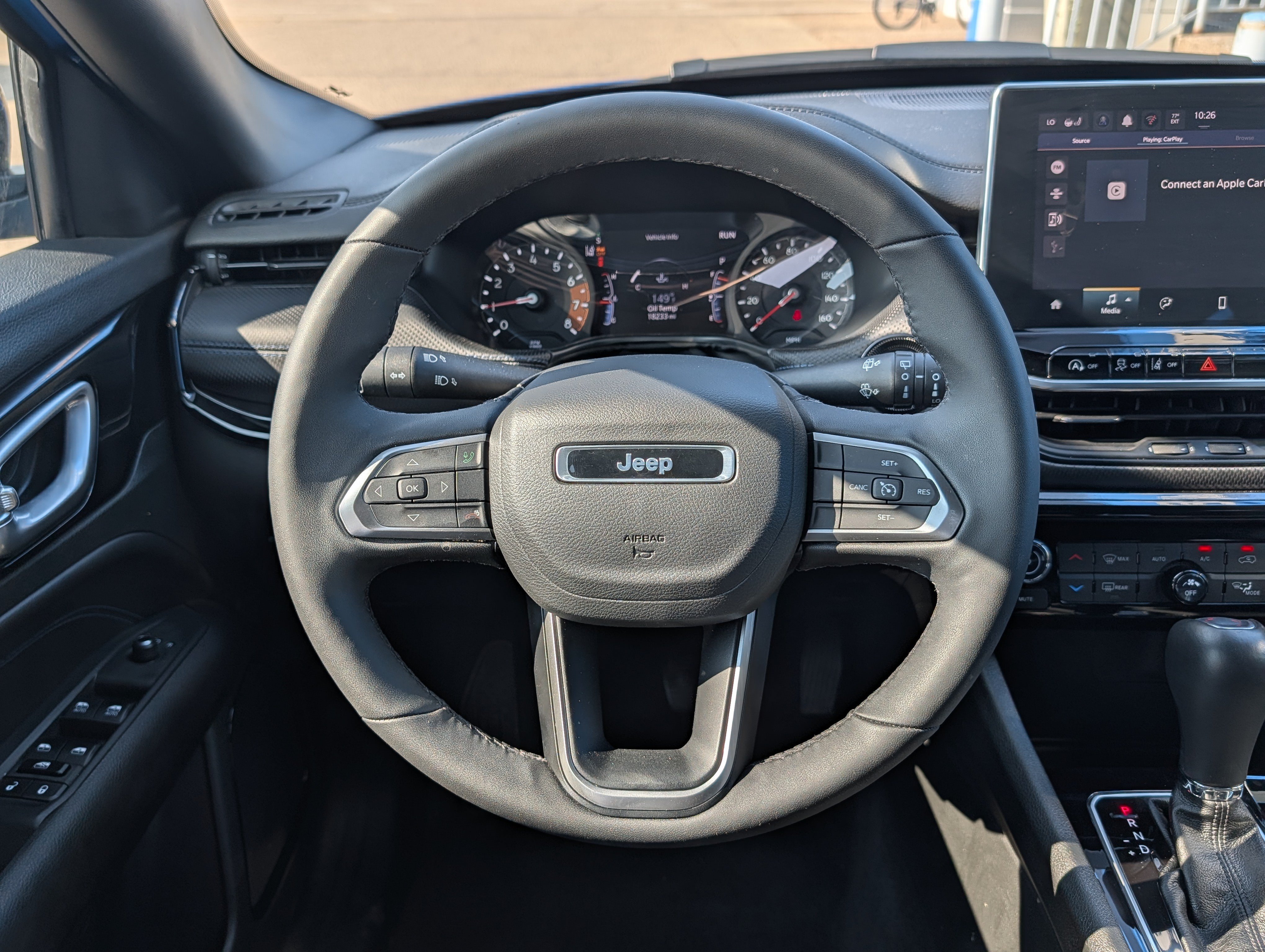 Used 2025 Jeep Compass Latitude w/ Convenience Group AWD/4WD image 12