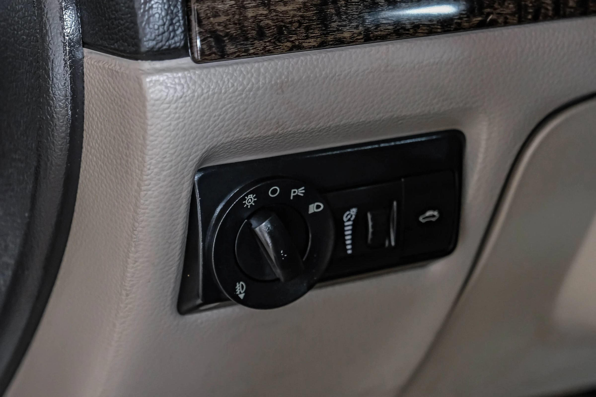 Used 2008 Mercury Milan Premier FWD image 28