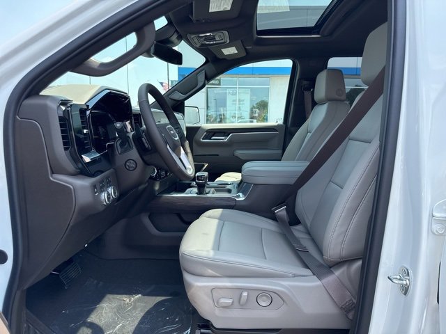 New 2026 GMC Sierra 1500 SLT w/ SLT Premium Plus Package image 14