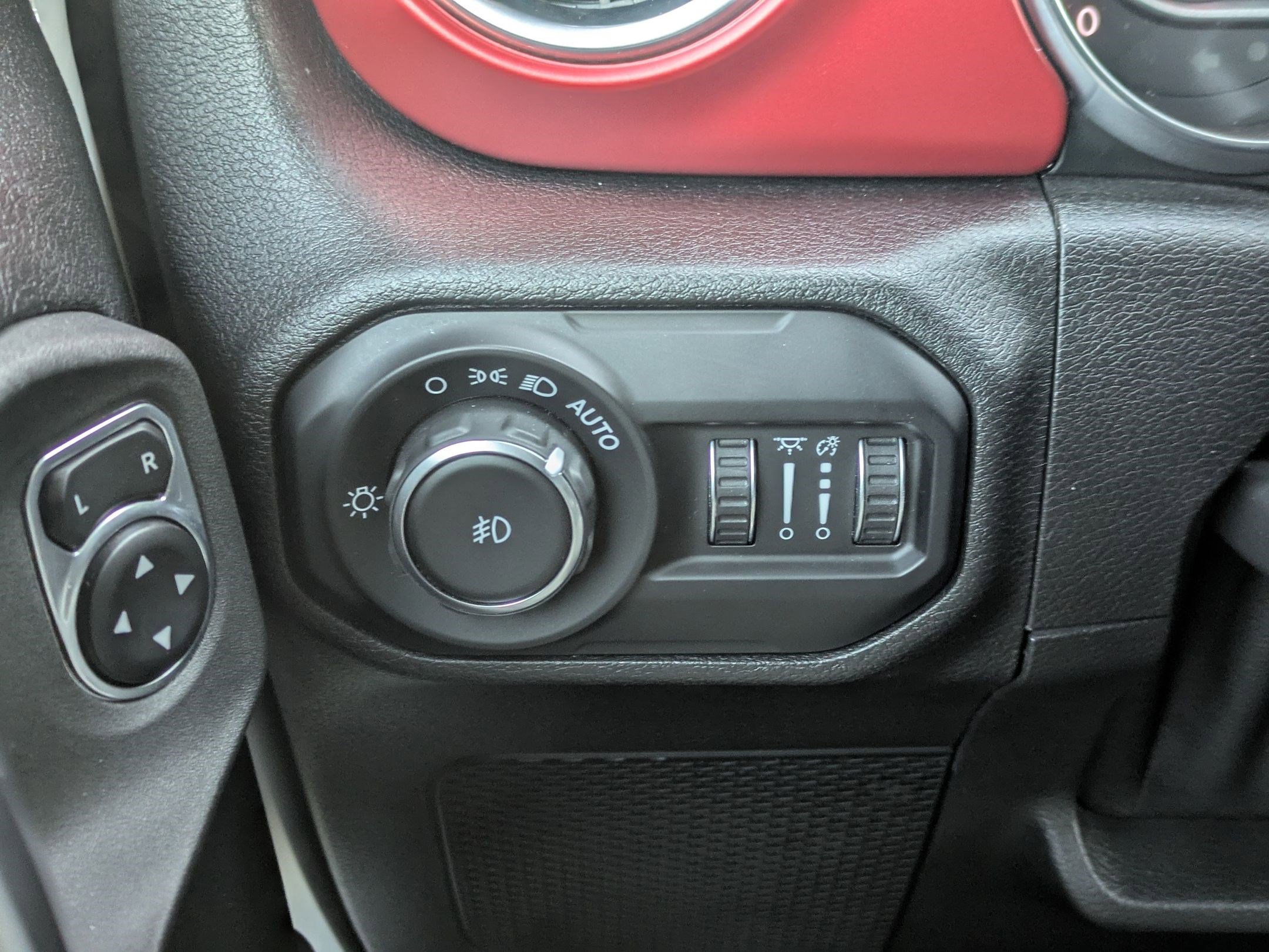 Used 2021 Jeep Wrangler Unlimited Rubicon image 16