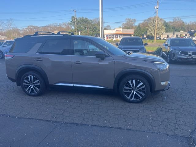 Used 2023 Nissan Pathfinder Platinum AWD/4WD image 23