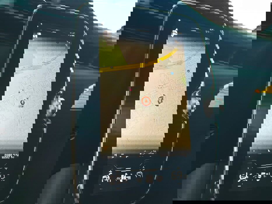 New 2025 McLaren Artura image 41