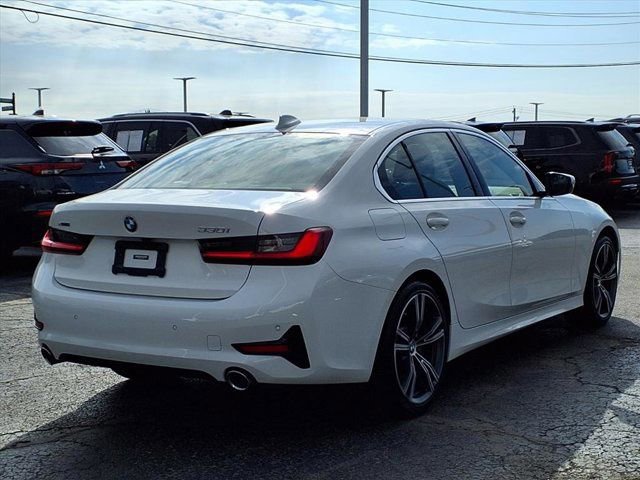Used 2022 BMW 330i xDrive Sedan w/ Premium Package 2 image 7