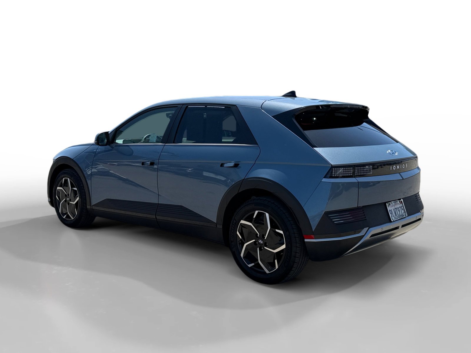 Certified 2024 Hyundai Ioniq 5 SEL RWD image 3