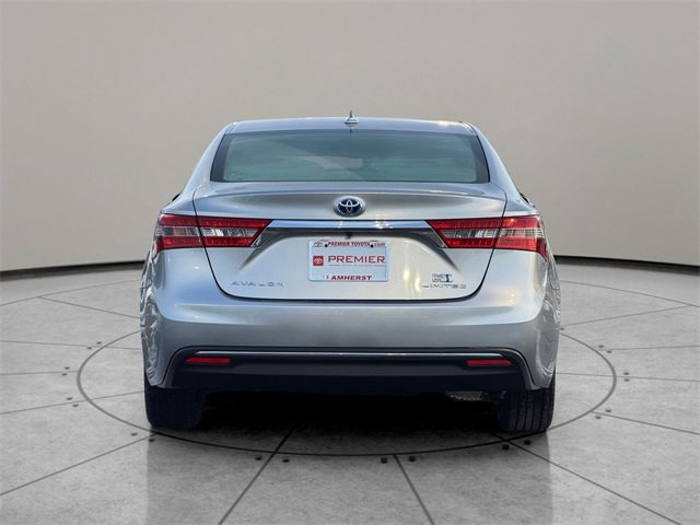 Used 2018 Toyota Avalon Limited image 5