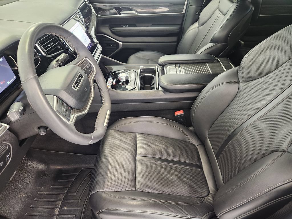 Used 2022 Jeep Wagoneer Series II w/ Premium Group I RWD image 12
