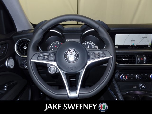 Used 2018 Alfa Romeo Stelvio Ti image 15