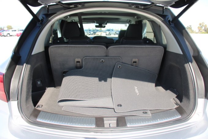 Used 2020 Acura MDX SH-AWD w/ Technology Package image 14
