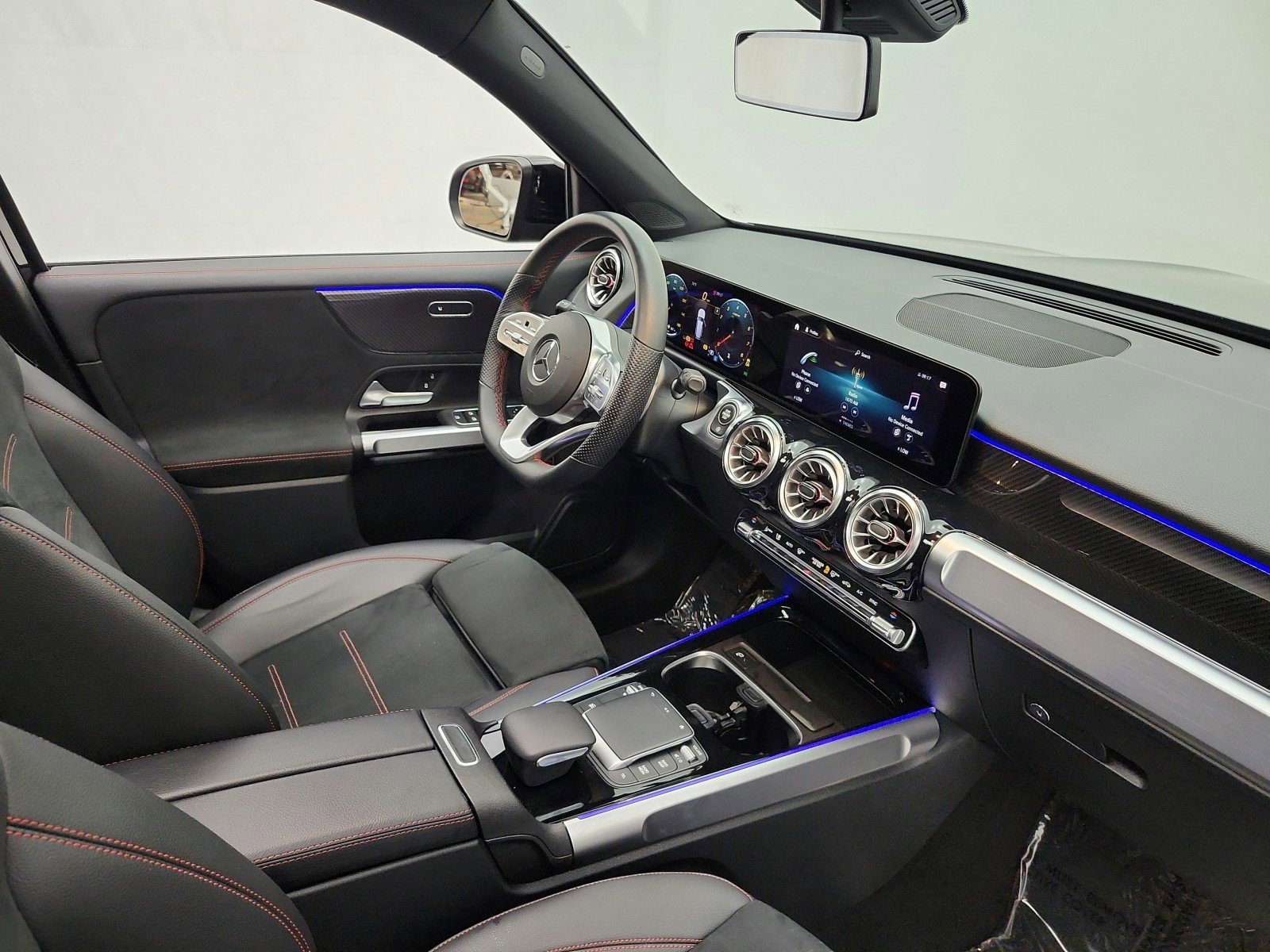 Used 2022 Mercedes-Benz GLB 250 image 18