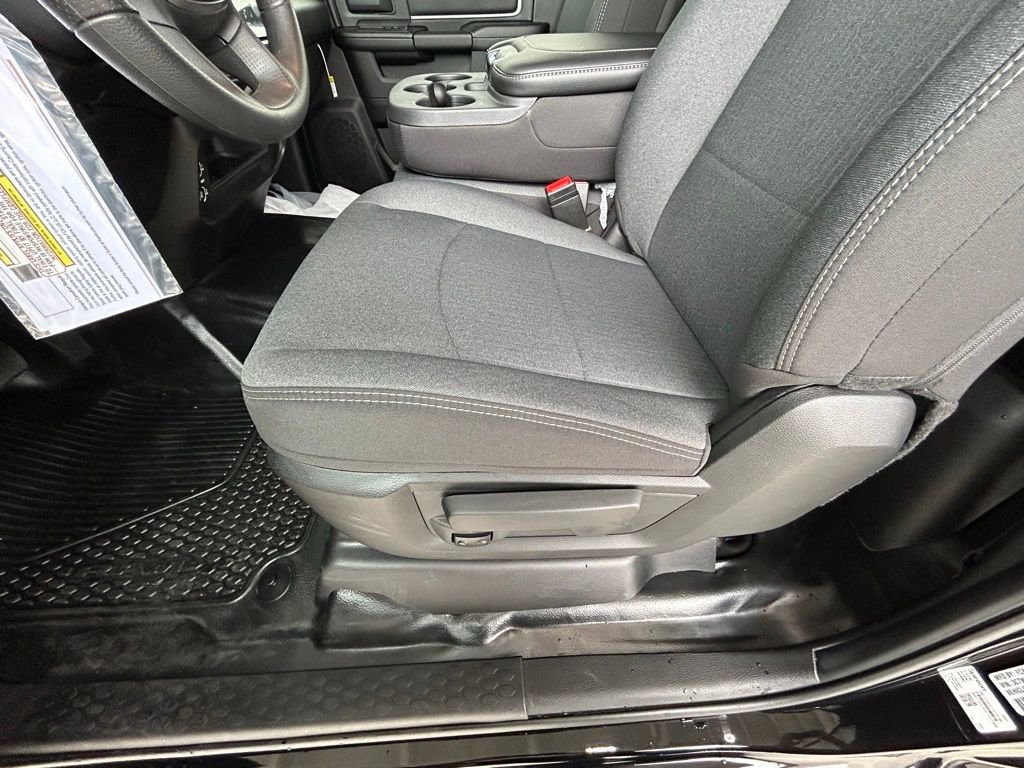 Used 2024 RAM 3500 Tradesman image 29