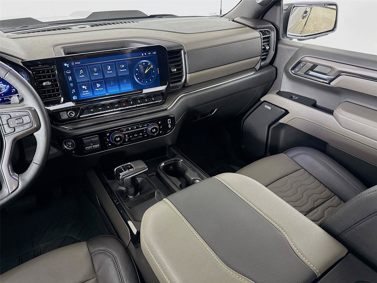 Used 2023 Chevrolet Silverado 1500 ZR2 AWD/4WD image 25
